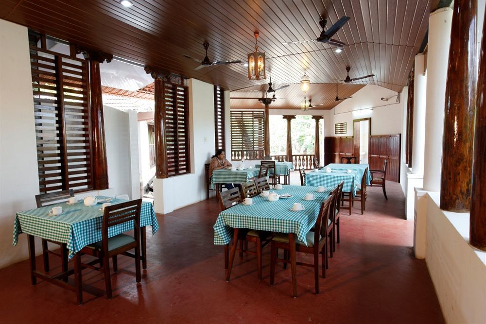 Kumarakom Tharavadu - A Heritage Hotel, Kumarakom Zewnętrze zdjęcie